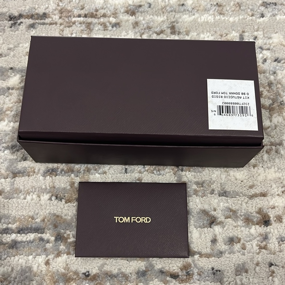 Tom Ford glasses box - Picture 4 of 6